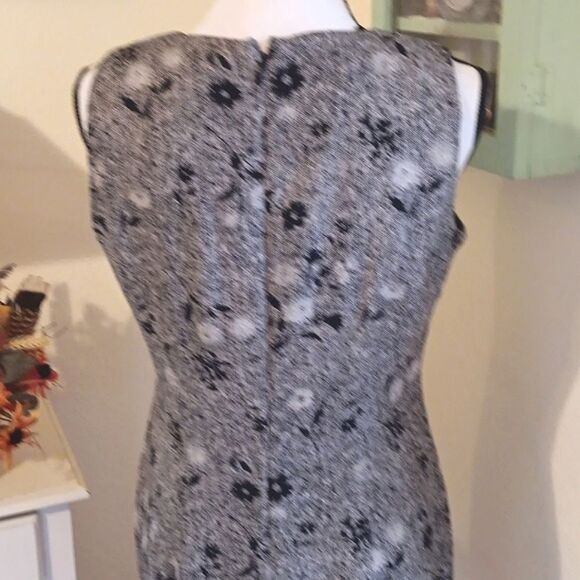 Liz Claiborne Tapestry Floral Dress. Career, Professional,  Beigecore - Picture 7 of 14